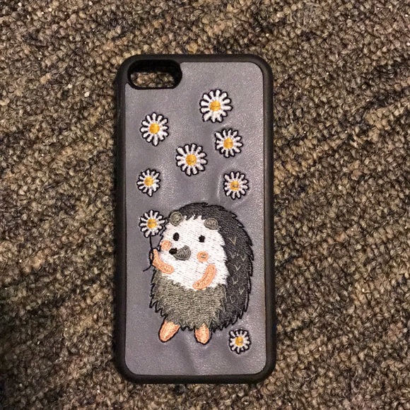 Accessories - iphone 5s hedgehog case